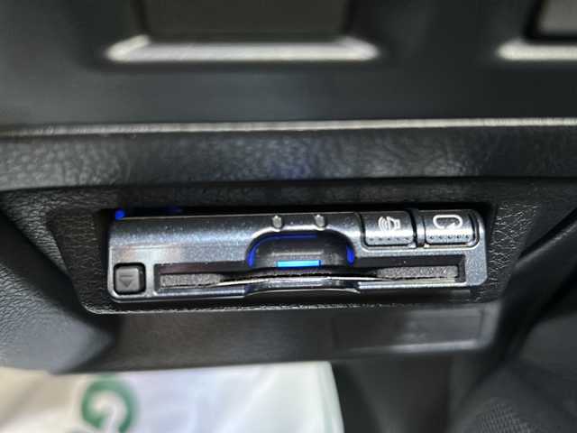 スバル ＷＲＸ ＳＴＩ STI 神奈川県 2014(平26)年 7.4万km ダークグレーメタリック 4WD/6速MT/純正ディーラーナビ(CD/DVD/SD/USB/フルセグTV)/バックカメラ/プッシュスタート/STIシート/STI18インチアルミ/ハーフレザーシート/D席パワーシート/ETC/横滑り防止装置/オートライト/フォグランプ/純正フロアマット/ドアバイザー/ステアリングスイッチ/電動格納ウィンカーミラー/ISOFIX/スペアキー×1/保証書/取扱説明書