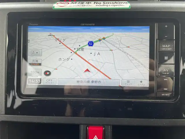 トヨタ ルーミー X 神奈川県 2021(令3)年 11.5万km パールホワイトⅢ (株)IDOMが運営する【じしゃロン秦野店】の自社ローン専用車両になります。こちらは現金またはオートローンご利用時の価格です。自社ローンご希望の方は別途その旨お申付け下さい/社外メモリナビ／Ｂｌｕｅｔｏｏｔｈ／ＵＳＢ／ＡＭＦＭ/バックカメラ/ＥＴＣ/片側パワースライドドア/衝突軽減ブレーキ/パーキングセンサー/スマートキー/オートライト/アイドリングストップ/フロアマット/純正ホイールキャップ