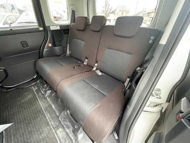 トヨタ ルーミー X 神奈川県 2021(令3)年 11.5万km パールホワイトⅢ (株)IDOMが運営する【じしゃロン相模原店】の自社ローン専用車両になります。こちらは現金またはオートローンご利用時の価格です。自社ローンご希望の方は別途その旨お申付け下さい/社外メモリナビ／Ｂｌｕｅｔｏｏｔｈ／ＵＳＢ／ＡＭＦＭ/バックカメラ/ＥＴＣ/片側パワースライドドア/衝突軽減ブレーキ/パーキングセンサー/スマートキー/オートライト/アイドリングストップ/フロアマット/純正ホイールキャップ