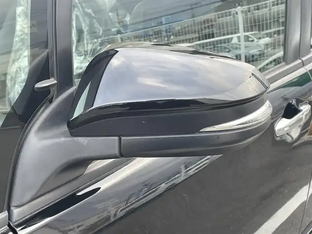 トヨタ ノア Si ダブルバイビーⅡ 福岡県 2019(令1)年 4.6万km ブラック 純正10型SDナビ(フルセグTV/CD/DVD/BT)/バックカメラ/トヨタセーフティー/後席フリップダウンモニター/コーナーセンサー/両側パワスラ/クルコン/ドラレコ/ETC/純正LEDヘッドライト/純正16インチアルミホイール/プッシュスタート/スマートキー