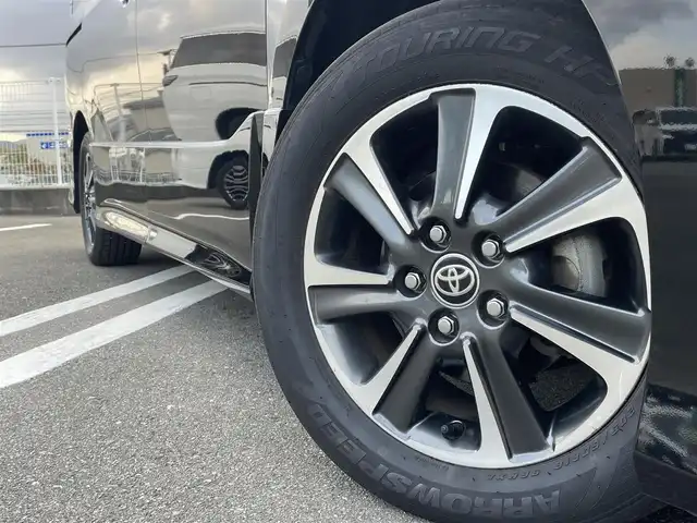 トヨタ ノア Si ダブルバイビーⅡ 福岡県 2019(令1)年 4.6万km ブラック 純正10型SDナビ(フルセグTV/CD/DVD/BT)/バックカメラ/トヨタセーフティー/後席フリップダウンモニター/コーナーセンサー/両側パワスラ/クルコン/ドラレコ/ETC/純正LEDヘッドライト/純正16インチアルミホイール/プッシュスタート/スマートキー