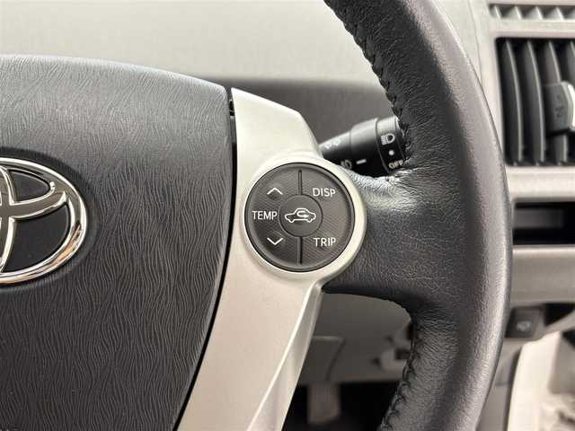 トヨタ プリウス α S ツーリングセレクション 茨城県 2012(平24)年 9.1万km ホワイトパールクリスタルシャイン 【(株)IDOMが運営する【じしゃロン水戸店】の自社ローン対象車両になります。こちらは現金ご利用時の価格です。自社ローンご希望の方は別途その旨お申付け下さい。】/純正ナビ/CD/AUX/フルセグTV/バックカメラ/ETC/ステアリングスイッチ/オートライト/LEDヘッドライト/ヘッドライトウォッシャー/純正アルミホイール/フロアマット/サイドバイザー/電動格納ミラー