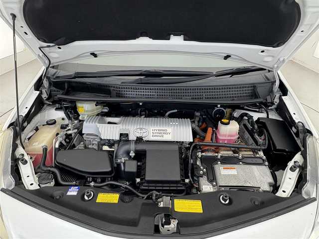 トヨタ プリウス α S ツーリングセレクション 茨城県 2012(平24)年 9.1万km ホワイトパールクリスタルシャイン 【(株)IDOMが運営する【じしゃロン水戸店】の自社ローン対象車両になります。こちらは現金ご利用時の価格です。自社ローンご希望の方は別途その旨お申付け下さい。】/純正ナビ/CD/AUX/フルセグTV/バックカメラ/ETC/ステアリングスイッチ/オートライト/LEDヘッドライト/ヘッドライトウォッシャー/純正アルミホイール/フロアマット/サイドバイザー/電動格納ミラー