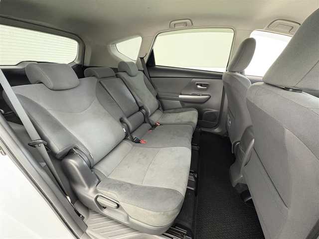 トヨタ プリウス α S ツーリングセレクション 茨城県 2012(平24)年 9.1万km ホワイトパールクリスタルシャイン 【(株)IDOMが運営する【じしゃロン水戸店】の自社ローン対象車両になります。こちらは現金ご利用時の価格です。自社ローンご希望の方は別途その旨お申付け下さい。】/純正ナビ/CD/AUX/フルセグTV/バックカメラ/ETC/ステアリングスイッチ/オートライト/LEDヘッドライト/ヘッドライトウォッシャー/純正アルミホイール/フロアマット/サイドバイザー/電動格納ミラー