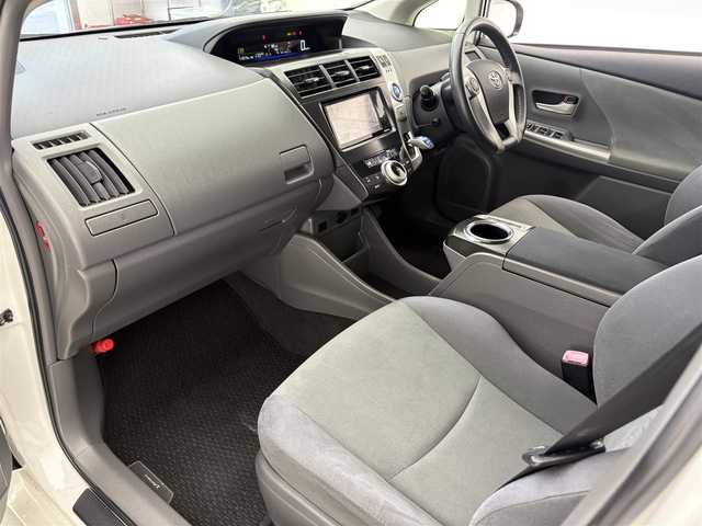 トヨタ プリウス α S ツーリングセレクション 茨城県 2012(平24)年 9.1万km ホワイトパールクリスタルシャイン 【(株)IDOMが運営する【じしゃロン水戸店】の自社ローン対象車両になります。こちらは現金ご利用時の価格です。自社ローンご希望の方は別途その旨お申付け下さい。】/純正ナビ/CD/AUX/フルセグTV/バックカメラ/ETC/ステアリングスイッチ/オートライト/LEDヘッドライト/ヘッドライトウォッシャー/純正アルミホイール/フロアマット/サイドバイザー/電動格納ミラー