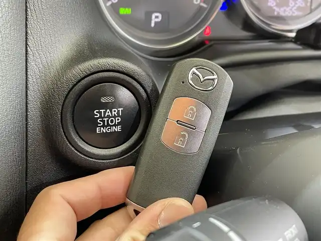 マツダ ＣＸ－５ 20S 岩手県 2013(平25)年 7.4万km ブルーリフレックスマイカ メーカーオプションディスチャージパッケージ/ディスチャージヘッドランプ/スマートシティブレーキサポート/クルーズコントロール/アダプティブフロントライティングシステム/リヤビークルモニタリングシステム/横滑り防止装置/アイドリングストップ/MTモード付AT/純正KENWOODナビ/フルセグTV/バックカメラ・サイドカメラ/ETC/ステアリングスイッチ/自動防眩ミラー/フォグランプ/純正アルミホイール積み込みあり