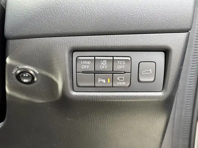 マツダ ＣＸ－５ XD Lパッケージ 宮城県 2019(平31)年 14万km スノーフレイクホワイトパールマイカ 360度ビューモニター/フロントパーキングセンサー/DVD/CD/地デジTV/＝＝＝/4WD/アドバンストスマートシティブレーキサポート/後退時スマートシティブレーキサポート/誤発進抑制機能/スマートブレーキサポート/レーダークルーズコントロール/ブラインドスポットモニタリング/車線逸脱警報システム/レーンキープアシストシステム/リアパーキングセンサー/ドライバーアテンションアラート/純正ナビ/(フルセグTV/CD/DVD/SD/BT/USB/AUX)/ドライブレコーダー前後/ETC/ステアリングヒーター/シートヒーター(D＋N席)/メモリー付きパワーシート/パワーバックドア/デュアルオートエアコン/MTモード付AT/オートホールド/革巻きステアリング/ステアリングスイッチ/オートライト/アイドリングストップ/プッシュスタート＆スマートキー/ウインカー付き電動格納ミラー/アダプティブLEDヘッドライト/フォグランプ/純正フロアマット/純正19インチAW/スタットレスタイヤ積み込み