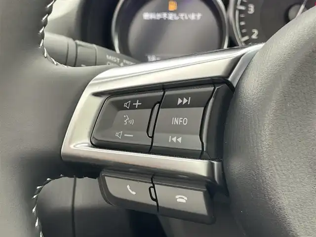 マツダ ロードスター ブラウン トップ 宮城県 2022(令4)年 0.1万km スノーフレイクホワイトパールマイカ 純正ナビ　/ブラウンレザーシート　/ＣＤ・ＤＶＤプレーヤー　/フルセグＴＶ　/スマートフォン連携　/Ｂｌｕｅｔｏｏｔｈ　/シートヒーター　/レーダークルーズコントロール/衝突被害軽減ブレーキ　/ＢＳＭ　/車線逸脱警報　/リアパーキングセンサー　/LEDヘッドライト/純正16インチAW/禁煙