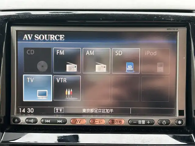 日産 ルークス G 東京都 2010(平22)年 4.6万km シルキーシルバーメタリック 純正ナビ/ ワンセグTV/CD/FM/AM/左側パワースライドドア/ETC2.0/ドライブレコーダー/プッシュスタート/スマートキー/電動格納ミラー/ヘッドライトレベライザー/フロアマット/ドアバイザー