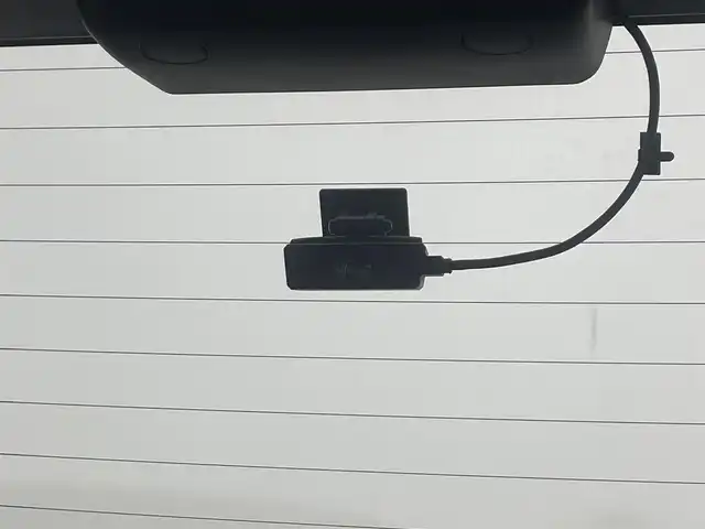 トヨタ シエンタ ハイブリッド G 滋賀県 2016(平28)年 6.8万km シルバーM 純正ナビ/バックカメラ/CD/DVD/SD/Bluetooth/フルセグTV/ETC/両側パワースライドドア/プッシュスタート/スマートキー/スペアキー/ドライブレコーダー/衝突軽減ブレーキ/クリアランスソナー/純正アルミホイール