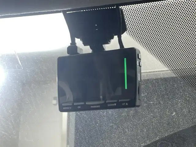 トヨタ シエンタ ハイブリッド G 滋賀県 2016(平28)年 6.8万km シルバーM 純正ナビ/バックカメラ/CD/DVD/SD/Bluetooth/フルセグTV/ETC/両側パワースライドドア/プッシュスタート/スマートキー/スペアキー/ドライブレコーダー/衝突軽減ブレーキ/クリアランスソナー/純正アルミホイール