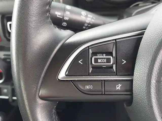 スズキ ジムニー XC 東京都 2020(令2)年 4.7万km ジャングルグリーン 純正ナビ〈パナソニック製CN-RZ866〉/・ミュージックサーバー/・Bluetooth/・フルセグTV/DVD/CD/ビルトインETC/ドライブレコーダー/純正シートカバー/純正16インチアルミホイール/LEDヘッドライト/スマートキー/スペアキー/衝突被害軽減ブレーキ