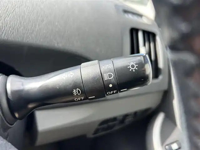 トヨタ プリウス S 大阪府 2011(平23)年 9.2万km ブラック 純正ナビ/TV/バックカメラ/社外15インチAW/クリアランスソナー/ETC/ドラレコ/スマートキー