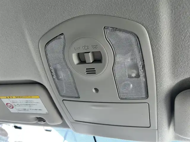 トヨタ プリウス S 大阪府 2011(平23)年 9.2万km ブラック 純正ナビ/TV/バックカメラ/社外15インチAW/クリアランスソナー/ETC/ドラレコ/スマートキー