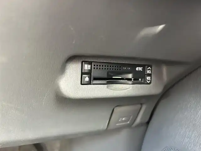 トヨタ プリウス S 大阪府 2011(平23)年 9.2万km ブラック 純正ナビ/TV/バックカメラ/社外15インチAW/クリアランスソナー/ETC/ドラレコ/スマートキー