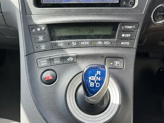 トヨタ プリウス S 大阪府 2011(平23)年 9.2万km ブラック 純正ナビ/TV/バックカメラ/社外15インチAW/クリアランスソナー/ETC/ドラレコ/スマートキー