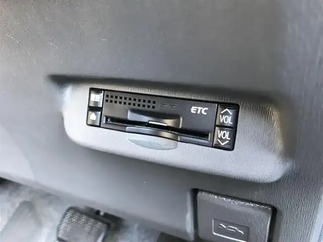 トヨタ プリウス S 栃木県 2011(平23)年 9.2万km ブラック 株)IDOMが運営する【じしゃロン小山店】の自社ローン専用車両になります。こちらは現金またはオートローンご利用時の価格です。自社ローンご希望の方は別途その旨お申付け下さい//禁煙車/純正フルセグナビ/（CD/DVD/AM/FMラジオ）/(Bluetooth)/スマートキー/プッシュスタート/バックカメラ/ＥＴＣ/ドライブレコーダー/コーナーセンサー/ステアリングリモコン/電動格納ドアミラー/パワーウインドウ/オートライト/防眩ミラー