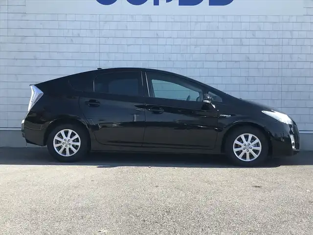 トヨタ プリウス S 栃木県 2011(平23)年 9.2万km ブラック 株)IDOMが運営する【じしゃロン小山店】の自社ローン専用車両になります。こちらは現金またはオートローンご利用時の価格です。自社ローンご希望の方は別途その旨お申付け下さい//禁煙車/純正フルセグナビ/（CD/DVD/AM/FMラジオ）/(Bluetooth)/スマートキー/プッシュスタート/バックカメラ/ＥＴＣ/ドライブレコーダー/コーナーセンサー/ステアリングリモコン/電動格納ドアミラー/パワーウインドウ/オートライト/防眩ミラー