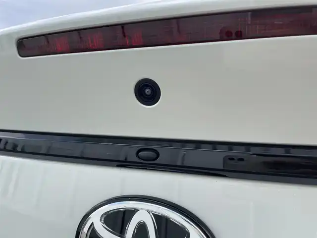 トヨタ ＧＲ８６ RZ 福岡県 2023(令5)年 3.5万km パール 社外ナビ(フルセグテレビ・CD・DVD・FM・AM・BT)/前席シートヒーター/クルーズコントロール/バックカメラ/ETC/プッシュスタート/純正フロアマット/スマートキー/レーンキープアシスト