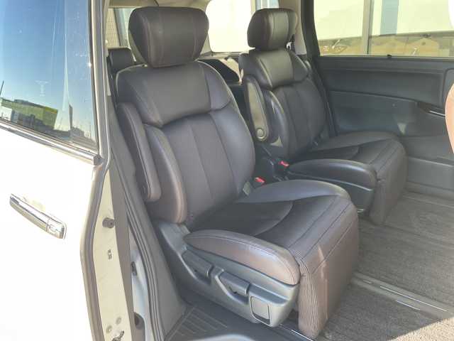 日産 エルグランド 250HWS S アーバンクロム 愛知県 2021(令3)年 2.5万km ピュアホワイトパール 純正ナビ/フリップダウンモニター/全方位カメラ/両側パワースライドドア/レーダークルーズコントロール/バックカメラ/電動リアゲート/コーナーセンサー/純正アルミホイール/ブラインドスポットモニター/LEDヘッドライト/リアオートエアコン/ドライブレコーダー/ステアリングスイッチ/スマートキー/プッシュスタート