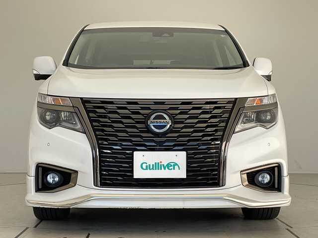 日産 エルグランド 250HWS S アーバンクロム 愛知県 2021(令3)年 2.5万km ピュアホワイトパール 純正ナビ/フリップダウンモニター/全方位カメラ/両側パワースライドドア/レーダークルーズコントロール/バックカメラ/電動リアゲート/コーナーセンサー/純正アルミホイール/ブラインドスポットモニター/LEDヘッドライト/リアオートエアコン/ドライブレコーダー/ステアリングスイッチ/スマートキー/プッシュスタート