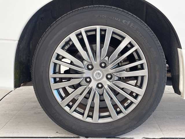 日産 エルグランド 250HWS S アーバンクロム 愛知県 2021(令3)年 2.5万km ピュアホワイトパール 純正ナビ/フリップダウンモニター/全方位カメラ/両側パワースライドドア/レーダークルーズコントロール/バックカメラ/電動リアゲート/コーナーセンサー/純正アルミホイール/ブラインドスポットモニター/LEDヘッドライト/リアオートエアコン/ドライブレコーダー/ステアリングスイッチ/スマートキー/プッシュスタート