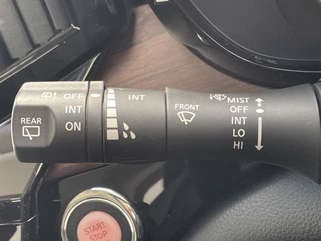 日産 エルグランド 250HWS S アーバンクロム 愛知県 2021(令3)年 2.5万km ピュアホワイトパール 純正ナビ/フリップダウンモニター/全方位カメラ/両側パワースライドドア/レーダークルーズコントロール/バックカメラ/電動リアゲート/コーナーセンサー/純正アルミホイール/ブラインドスポットモニター/LEDヘッドライト/リアオートエアコン/ドライブレコーダー/ステアリングスイッチ/スマートキー/プッシュスタート