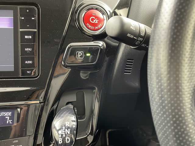 トヨタ プリウス α S ツーリングセレクション G’s 熊本県 2015(平27)年 8.7万km ホワイトパールクリスタルシャイン