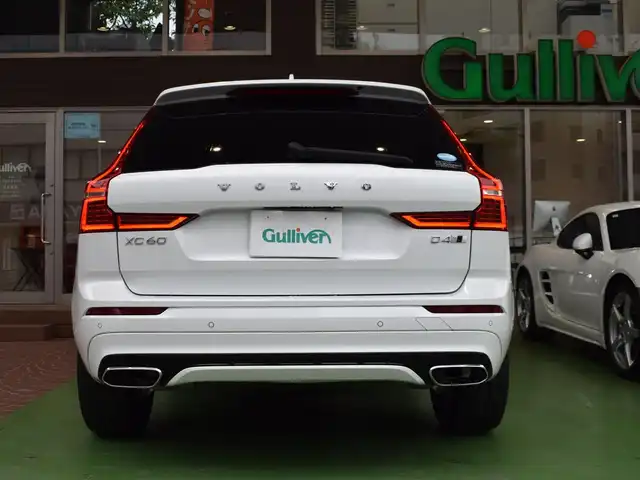 ボルボ ＸＣ６０ D4 AWD Rデザイン 神奈川県 2018(平30)年 2.4万km クリスタルホワイトP パノラマルーフ/純正HDDナビ/純正１9インチAW/パドルシフト/Rデザインハーフレザー/ドライブレコーダー/追従機能付きクルーズコントロール/クリアランスソナー/レーンキープアシスト/パワーシート(D＋N)/シートヒーター(D＋N)/シートベンチレーション(D＋N)/オートライト/LEDヘッドライト/プッシュスタート/純正フロアマット/パワーバックドア