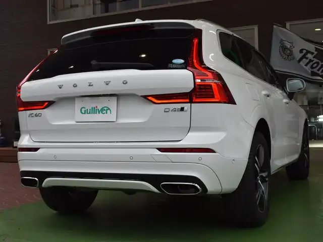 ボルボ ＸＣ６０ D4 AWD Rデザイン 神奈川県 2018(平30)年 2.4万km クリスタルホワイトP パノラマルーフ/純正HDDナビ/純正１9インチAW/パドルシフト/Rデザインハーフレザー/ドライブレコーダー/追従機能付きクルーズコントロール/クリアランスソナー/レーンキープアシスト/パワーシート(D＋N)/シートヒーター(D＋N)/シートベンチレーション(D＋N)/オートライト/LEDヘッドライト/プッシュスタート/純正フロアマット/パワーバックドア