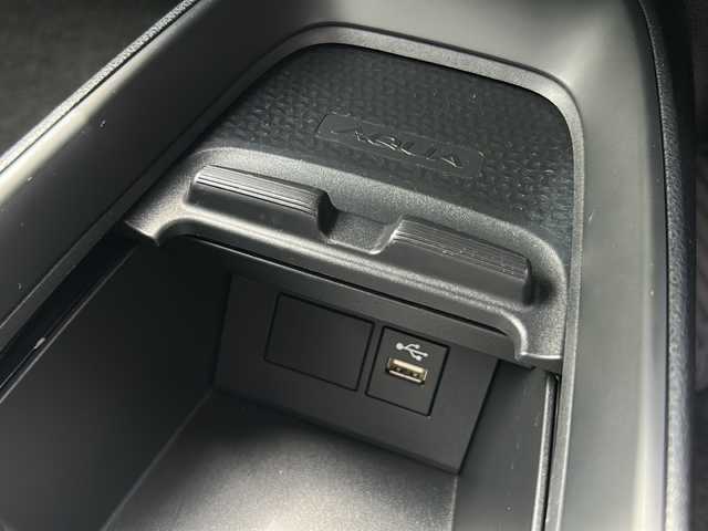 トヨタ アクア X 福島県 2021(令3)年 4.7万km ファイアーアゲートマイカメタリック 4WD 寒冷地仕様 純正ナビ フルセグTV Bluetooth バックカメラ 衝突軽減ブレーキ オートクルーズ レーンキープアシスト オートハイビーム 純正エンジンスターター スマートキー