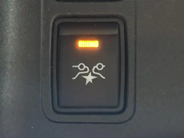 日産 セレナ ハイウェイスターVセレクションⅡ 大阪府 2019(平31)年 6.7万km ダイヤモンドブラック プロパイロット　デジタルインナーミラー　アルパインナビ　後席モニター　全方位カメラ　パークアシスト　両側パワスラ　ＥＴＣ　ドラレコ　クリアランスソナー　ＬＥＤヘッドライト　アイドリングストップ　禁煙車