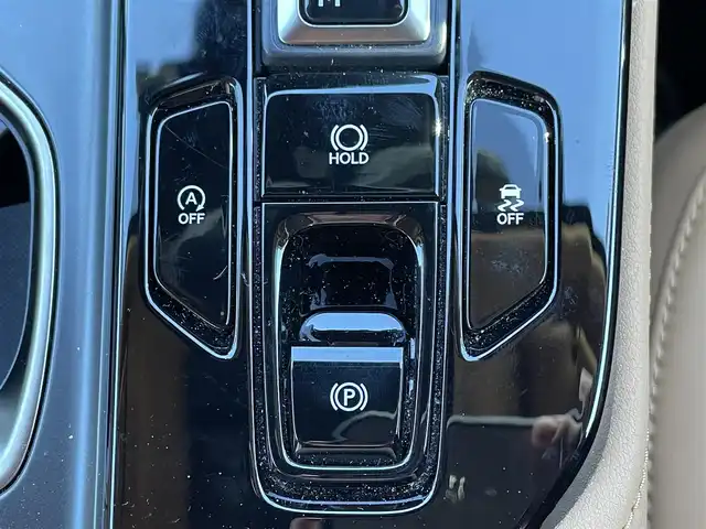 レクサス ＮＸ 250 バージョンL 大阪府 2023(令5)年 1.7万km グラファイトブラックガラスフレーク サンルーフ/全方位カメラ/14インチディスプレイオーディオプラス/・フルセグTV/BT/AppleCarPlay/AndroidAuto/Lexus Safety System /・レーンディパーチャーアラート/・レーントレーシングアシスト/・レーダークルーズコントロール/・ロードサインアシスト/・発進遅れ告知機能/・プロアクティブドライビングアシスト/本革シート/・前席シートベンチレーション＋シートヒーター/・後席シートヒーター/ビルトインETC2.0/ドライブレコーダー/AC100V/100W/ハンズフリーパワーバックドア/スマートキー×3