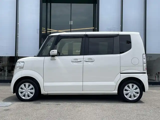 ホンダ Ｎ ＢＯＸ G Lパッケージ 愛媛県 2016(平28)年 5.8万km プレミアムホワイトパールⅡ 純正ナビ/ビルトインETC/アイドリングストップ/Bカメラ/片側パワースライドドア/ドアバイザー/衝突軽減/純正フロアマット/純正14AW/ABS/横滑り防止装置/スマートキー/スペアキー/プッシュスタート
