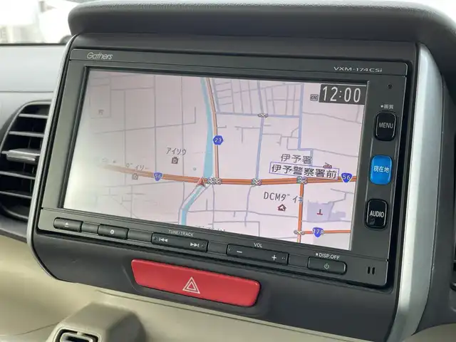 ホンダ Ｎ ＢＯＸ G Lパッケージ 愛媛県 2016(平28)年 5.8万km プレミアムホワイトパールⅡ 純正ナビ/ビルトインETC/アイドリングストップ/Bカメラ/片側パワースライドドア/ドアバイザー/衝突軽減/純正フロアマット/純正14AW/ABS/横滑り防止装置/スマートキー/スペアキー/プッシュスタート