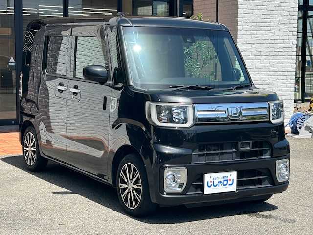 ダイハツ ウェイク G ターボ SA Ⅱ 高知県 2016(平28)年 8.8万km ブラックマイカ (株)IDOMが運営する【じしゃロン高知店】の自社ローン専用車両になります。こちらは現金またはオートローンご利用時の価格です。自社ローンご希望の方は別途その旨お申付け下さい