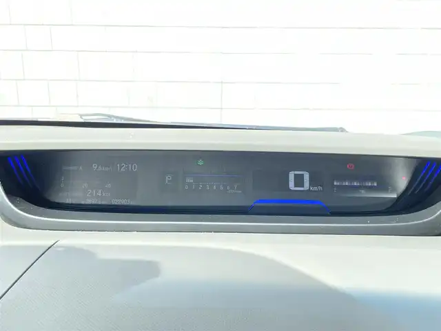 ホンダ フリード G ホンダセンシング 福岡県 2021(令3)年 2.3万km プラチナホワイトパール 純正7型SDナビ（フルセグTV/CD/DVD/BT）バックカメラホンダセンシングコーナーセンサーレーダークルコン両側パワスラETCUSBポート純正フロアマットスマートキープッシュスタート