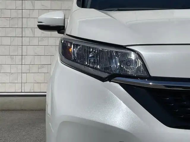 ホンダ フリード G ホンダセンシング 福岡県 2021(令3)年 2.3万km プラチナホワイトパール 純正7型SDナビ（フルセグTV/CD/DVD/BT）バックカメラホンダセンシングコーナーセンサーレーダークルコン両側パワスラETCUSBポート純正フロアマットスマートキープッシュスタート