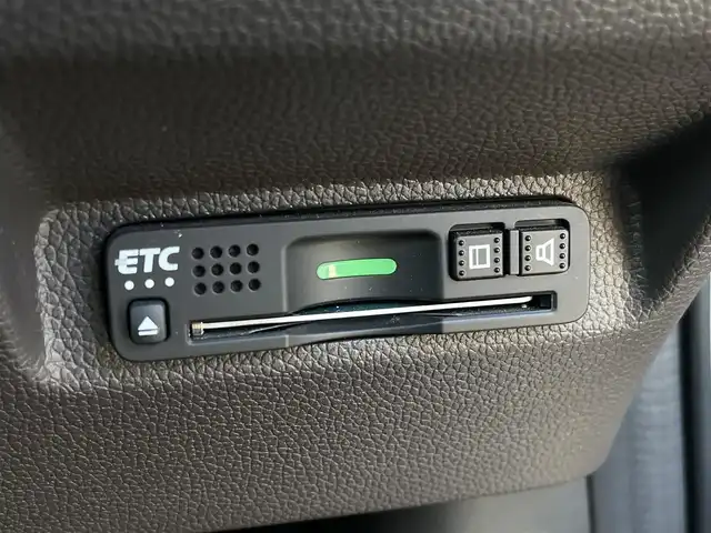 ホンダ フリード G ホンダセンシング 福岡県 2021(令3)年 2.3万km プラチナホワイトパール 純正7型SDナビ（フルセグTV/CD/DVD/BT）バックカメラホンダセンシングコーナーセンサーレーダークルコン両側パワスラETCUSBポート純正フロアマットスマートキープッシュスタート