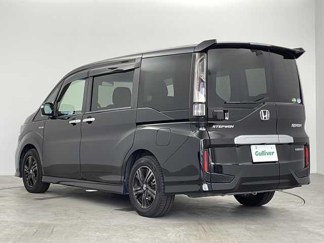ホンダ ステップワゴン スパーダ ハイブリッドG EX HセンシングBスタイ 愛知県 2019(平31)年 6.8万km プレミアムスパークルブラックパール 純正ナビ/CD DVD BT フルセグTV HDMI/フリップダウンモニター/バックカメラ/両側パワースライドドア/シートヒーター/ホンダセンシング/LKA/ACC/衝突軽減ブレーキ/LEDヘッドライト/ETC/スマートキー
