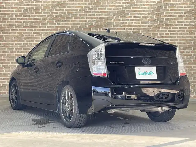 トヨタ プリウス S ツーリングセレクション 岩手県 2011(平23)年 15.6万km ブラック BBS鍛造アルミホイール/社外スプリング/ETC/純正ナビ/フルセグTV/スペアキー/Bluetooth接続/AUX入力/アイドリングストップ/オートライト/LEDヘッドランプ/LEDフォグランプ/横滑り防止装置/オートエアコン/ステアリングスイッチ/ヘッドライトウォッシャー/純正フロアマット