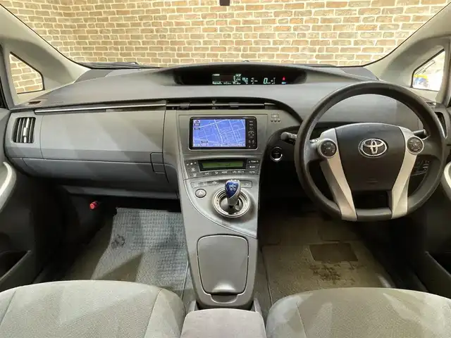 トヨタ プリウス S ツーリングセレクション 岩手県 2011(平23)年 15.6万km ブラック BBS鍛造アルミホイール/社外スプリング/ETC/純正ナビ/フルセグTV/スペアキー/Bluetooth接続/AUX入力/アイドリングストップ/オートライト/LEDヘッドランプ/LEDフォグランプ/横滑り防止装置/オートエアコン/ステアリングスイッチ/ヘッドライトウォッシャー/純正フロアマット