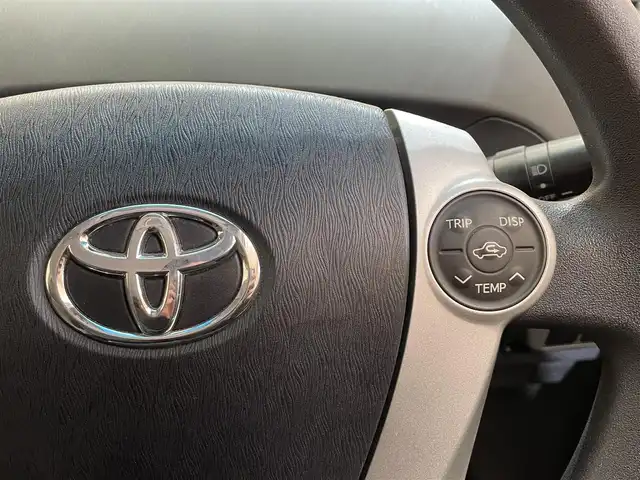 トヨタ プリウス S ツーリングセレクション 岩手県 2011(平23)年 15.6万km ブラック BBS鍛造アルミホイール/社外スプリング/ETC/純正ナビ/フルセグTV/スペアキー/Bluetooth接続/AUX入力/アイドリングストップ/オートライト/LEDヘッドランプ/LEDフォグランプ/横滑り防止装置/オートエアコン/ステアリングスイッチ/ヘッドライトウォッシャー/純正フロアマット