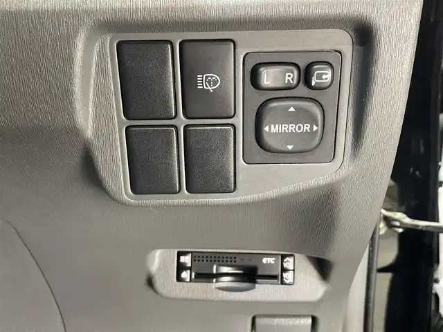 トヨタ プリウス S ツーリングセレクション 岩手県 2011(平23)年 15.6万km ブラック BBS鍛造アルミホイール/社外スプリング/ETC/純正ナビ/フルセグTV/スペアキー/Bluetooth接続/AUX入力/アイドリングストップ/オートライト/LEDヘッドランプ/LEDフォグランプ/横滑り防止装置/オートエアコン/ステアリングスイッチ/ヘッドライトウォッシャー/純正フロアマット