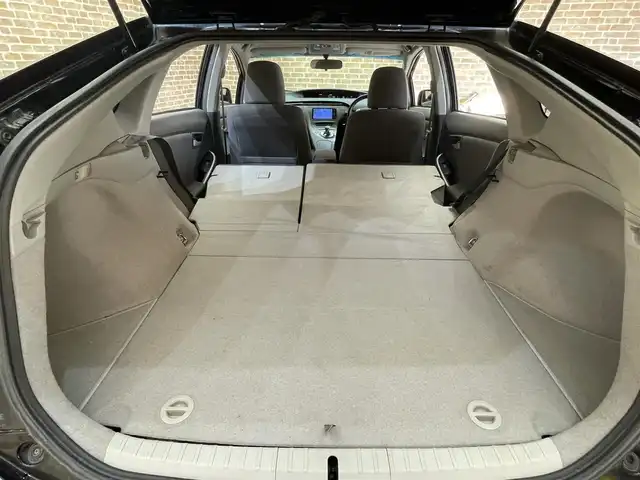 トヨタ プリウス S ツーリングセレクション 岩手県 2011(平23)年 15.6万km ブラック BBS鍛造アルミホイール/社外スプリング/ETC/純正ナビ/フルセグTV/スペアキー/Bluetooth接続/AUX入力/アイドリングストップ/オートライト/LEDヘッドランプ/LEDフォグランプ/横滑り防止装置/オートエアコン/ステアリングスイッチ/ヘッドライトウォッシャー/純正フロアマット