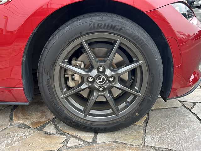 マツダ ロードスター RS 静岡県 2016(平28)年 7.1万km ソウルレッドプレミアムメタリック 純正メモリナビ/・CD/・DVD/・Bluetooth/・USB/・フルセグTV/主要装備/・衝突軽減/・BSM/・バックカメラ/・ETC/・前方ドラレコ/・シートヒーター
