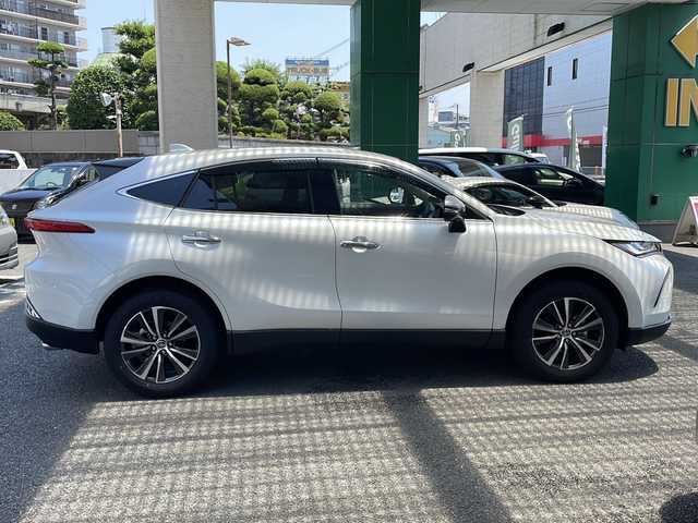 トヨタ ハリアー G 大阪府 2025(令7)年 0.5万km プラチナホワイトパールマイカ ワンオーナー/純正ナビ/BT/TV/AM/FM/USB/フルセグテレビ/バックカメラ/アダプティブクルーズコントロール/ドアバイザー/プッシュスタート/パワーバックドア/コーナーセンサー/ETC/保証書/記録簿/スペアキー/ドライブレコーダー