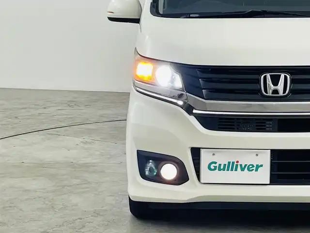 ホンダ Ｎ ＷＧＮ カスタム G Aパッケージ 三重県 2015(平27)年 7.9万km プレミアムホワイトパール シティブレーキアクティブシステム/純正メモリナビ/・型番:VXM-155VSi/・AM/FM/CD/DVD/BT/ワンセグ/・バックカメラ/・ETC/プッシュスタート/・スマートキー/HIDヘッドライト/・オートライト/・フォグランプ/革巻きステアリング/・ステアリングスイッチ/・チルト式ステアリング/ハーフレザーシート/純正フロアマット/ドアバイザー