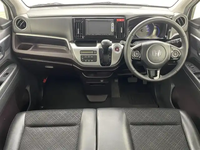 ホンダ Ｎ ＷＧＮ カスタム G Aパッケージ 三重県 2015(平27)年 7.9万km プレミアムホワイトパール シティブレーキアクティブシステム/純正メモリナビ/・型番:VXM-155VSi/・AM/FM/CD/DVD/BT/ワンセグ/・バックカメラ/・ETC/プッシュスタート/・スマートキー/HIDヘッドライト/・オートライト/・フォグランプ/革巻きステアリング/・ステアリングスイッチ/・チルト式ステアリング/ハーフレザーシート/純正フロアマット/ドアバイザー