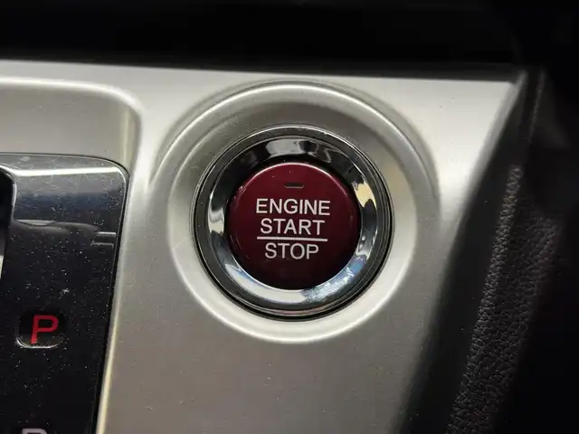 ホンダ Ｎ ＷＧＮ カスタム G Aパッケージ 三重県 2015(平27)年 7.9万km プレミアムホワイトパール ガソリン/FF/インパネCVT/純正 7インチナビ VXM-155VSi/（FM/AM/CD/DVD/USB/iPod/SD/Bluetooth/地デジTV/VTR/AUX）/バックカメラ/ETC/安全/・CTBA: シティブレーキアクティブシステム（低速域衝突軽減ブレーキ）/・VSA（ABS・トラクションコントロール・横すべり抑制）/・SRS サイド＆カーテンエアバッグ/装備/・ハーフレザーシート/・クルーズコントロール/・オートエアコン/・オートライト/・ディスチャージヘッドライト（HID）/・フロントフォグランプ/・ステアリングスイッチ/・後席シートベルトインジケータ/・プッシュスタート/・スマートキーx2/・純正14inAW/・保/取/ナビ取/など